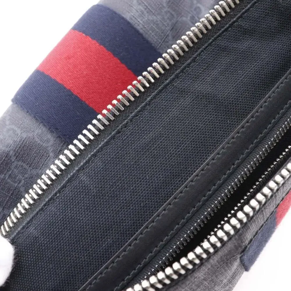 GUCCI Black Canvas Messenger Shoulder Bag